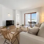 Altos Blanca 8a By Escape * Playa Blanca (Lanzarote)