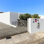 Altos Blanca 8a By Escape *