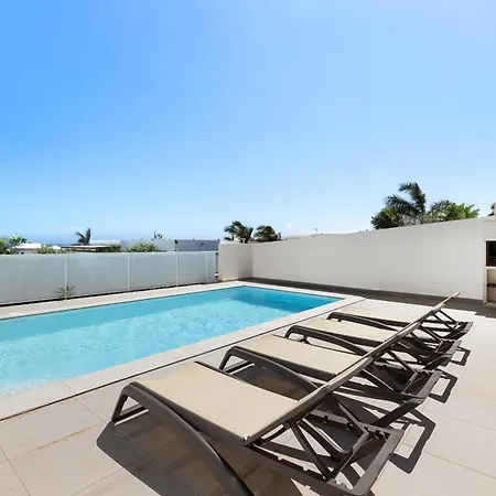 Altos Blanca 8a By Escape *