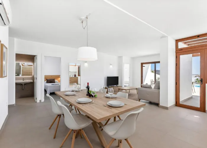 Altos Blanca 8a By Escape * פלאיה בלנקה